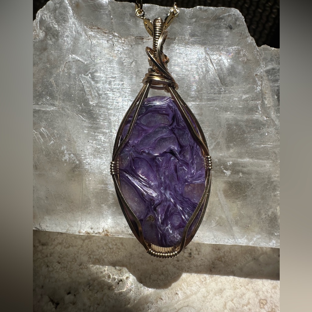Tarnish Resistant Gold Grounding Copper Charoite Necklace Pendant